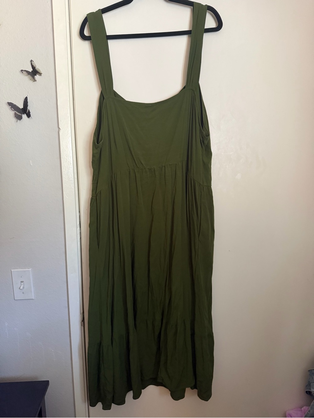 Ava & Viv Olive Green Tiered Midi Dress - Picture 4 of 4